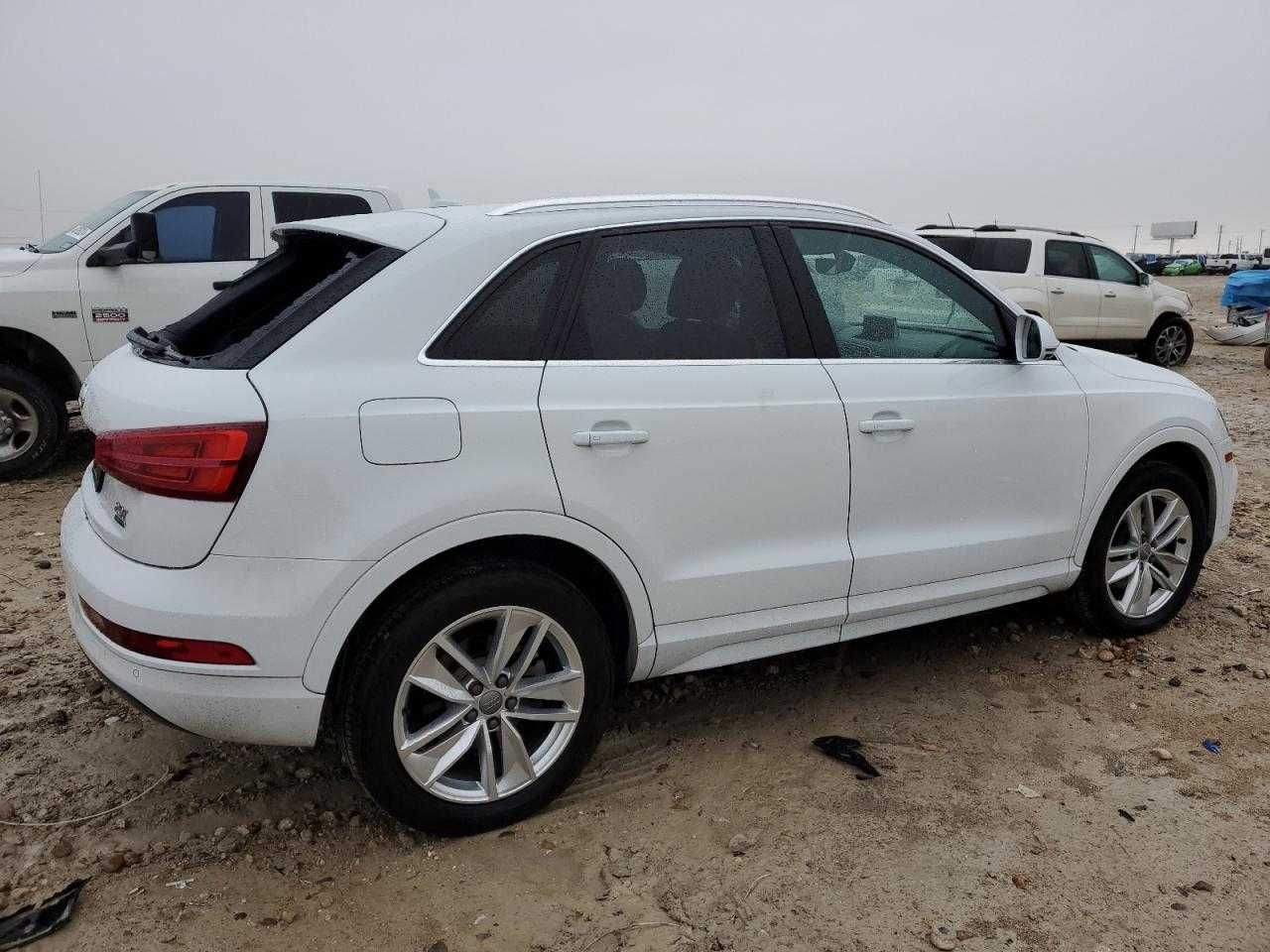 Audi Q3 Premium PLUS 2016