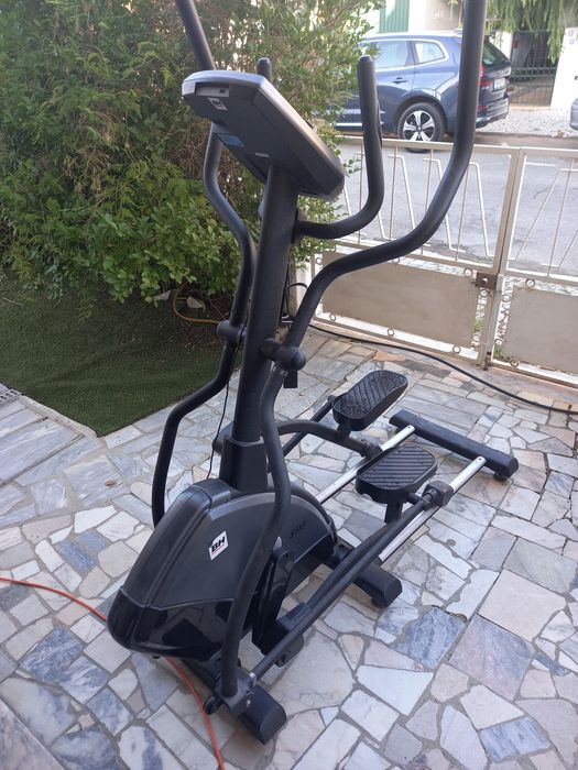 Elíptica BH Fitness