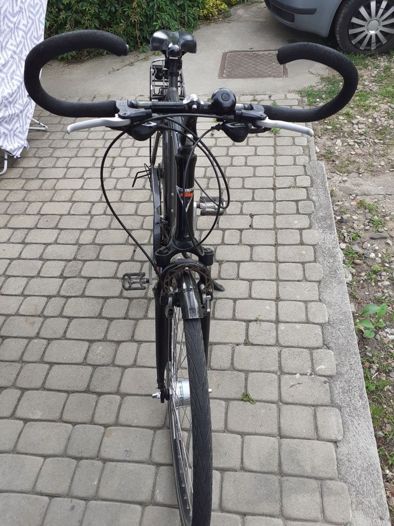 KTM Avento plus.