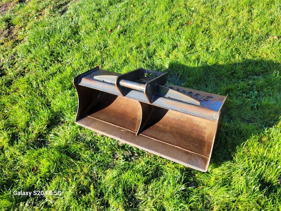 Sprzedam łyżkę do skarpowania