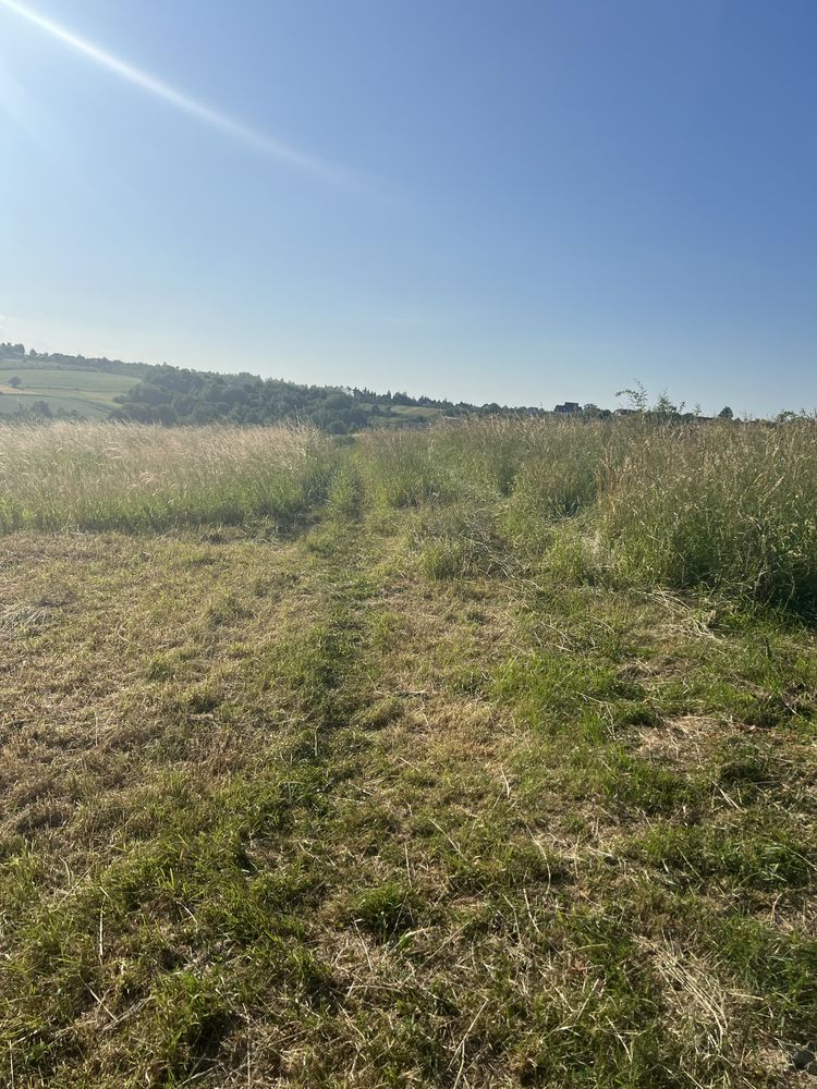 Продається земельна ділянка з дуже гарним краєвидом