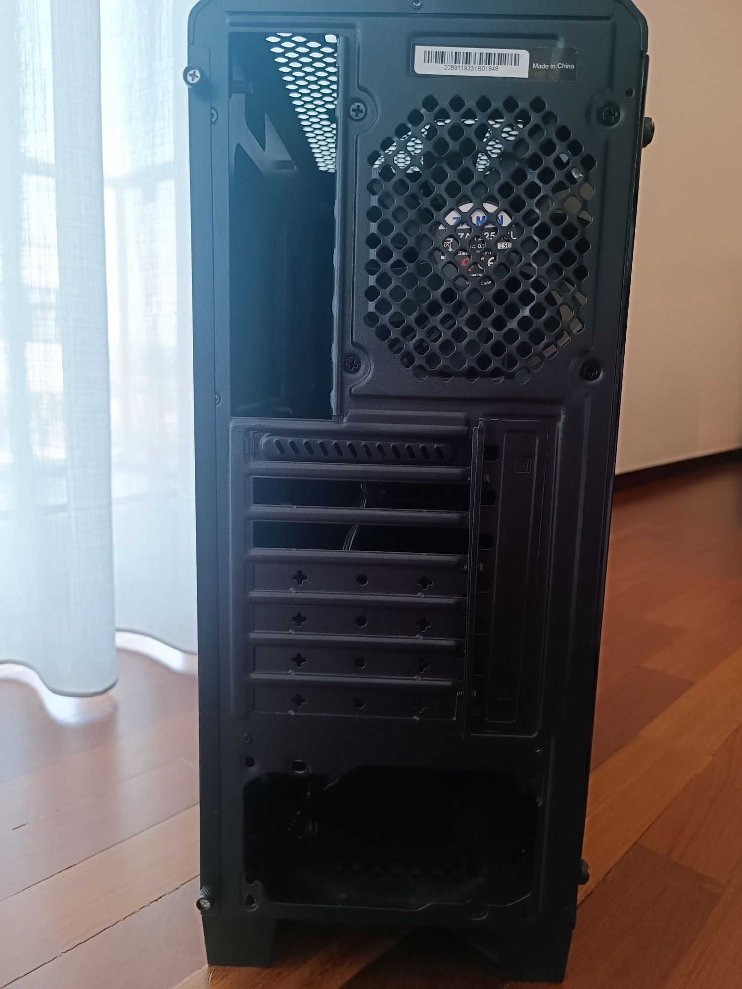 Caixa ATX Zalman