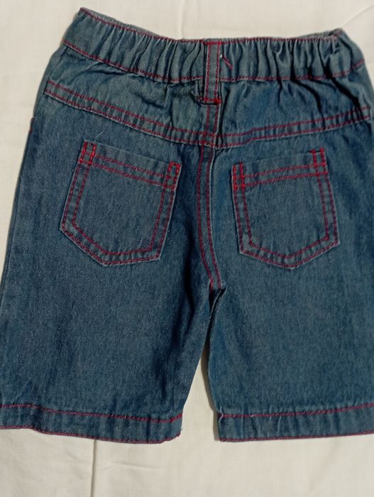 Conjunto t-shirt e calções