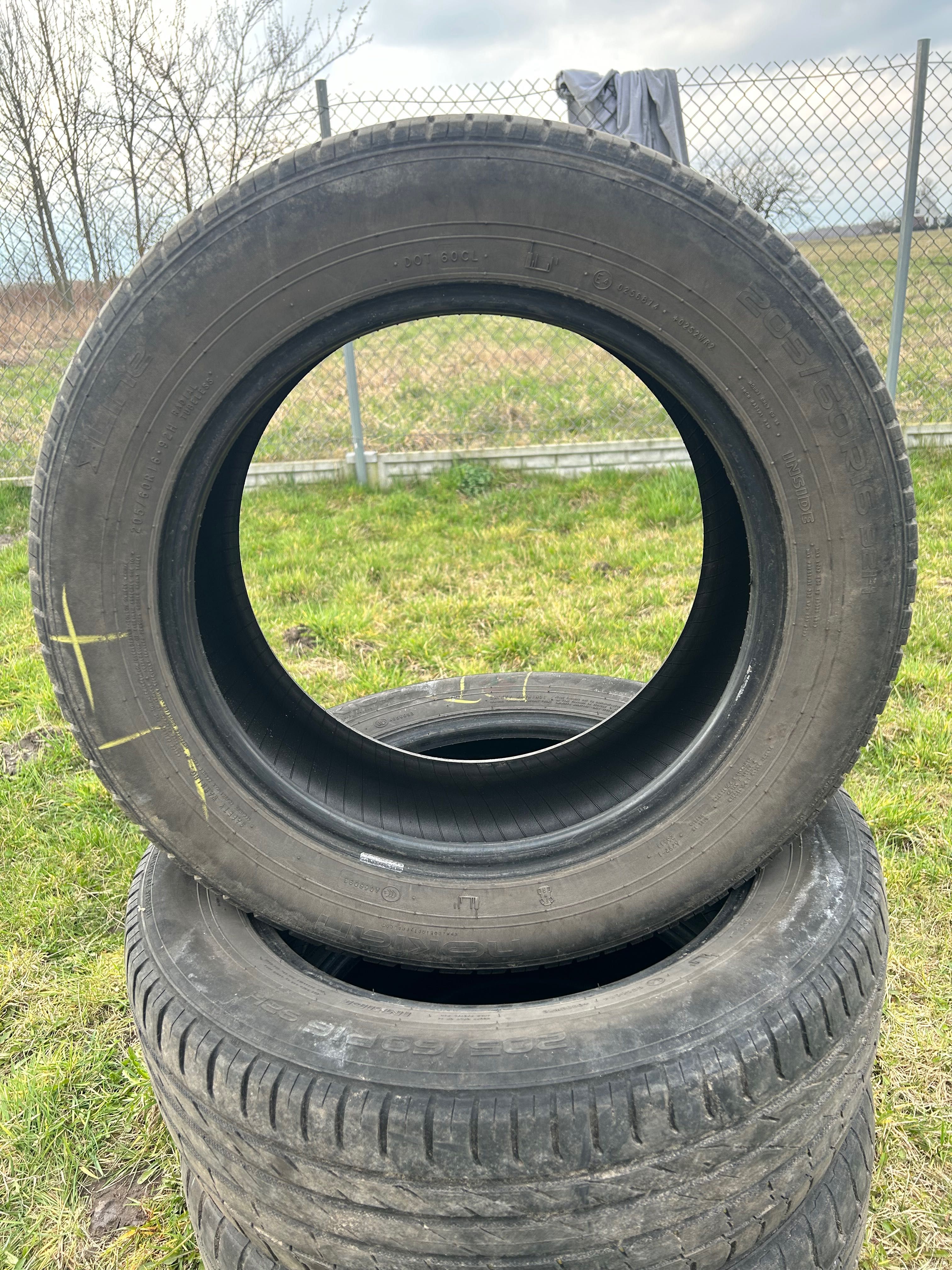 Opony letnie Nokian 205/60R16 92H