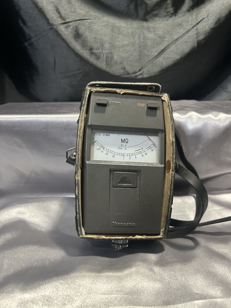 Miernik Yokogawa B213-23 Insulation Tester – analogowy tester izolacji
