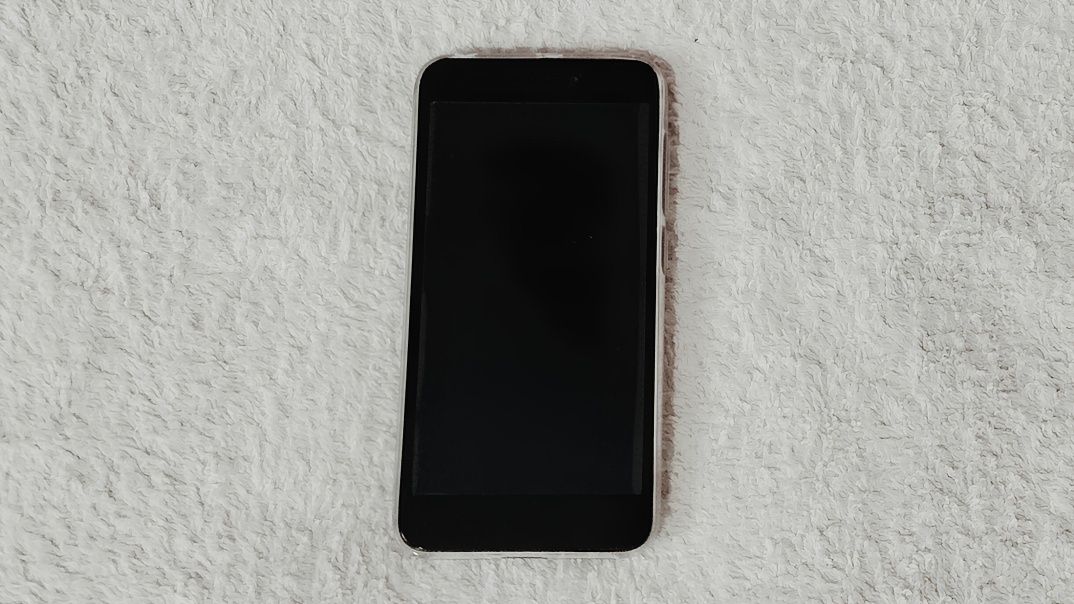 Smartfon Xiaomi Redmi 4X (3/32 GB; oryginalne pudełko, case, szkło)