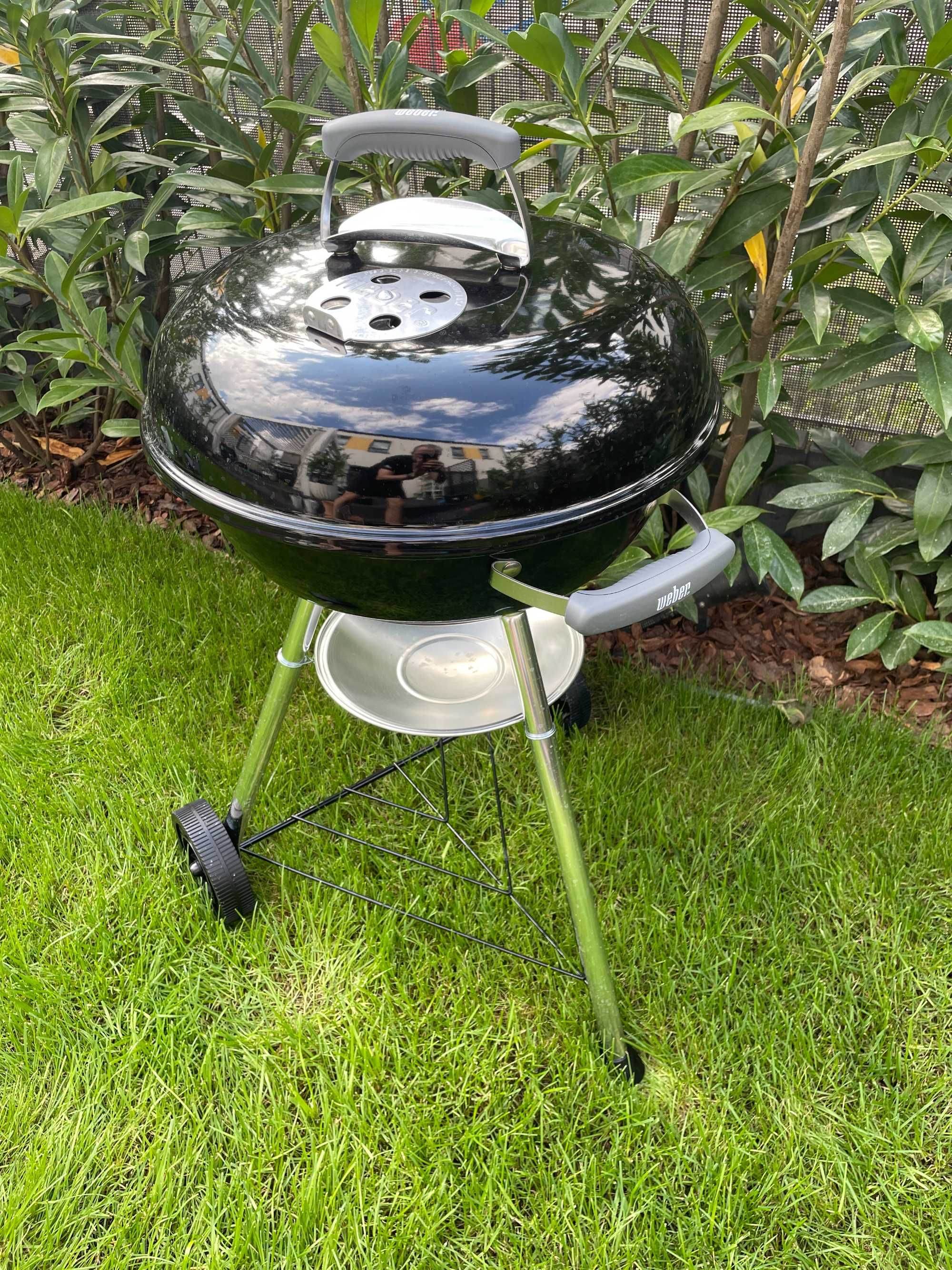 Grill węglowy Weber Compact. Średnica 47cm