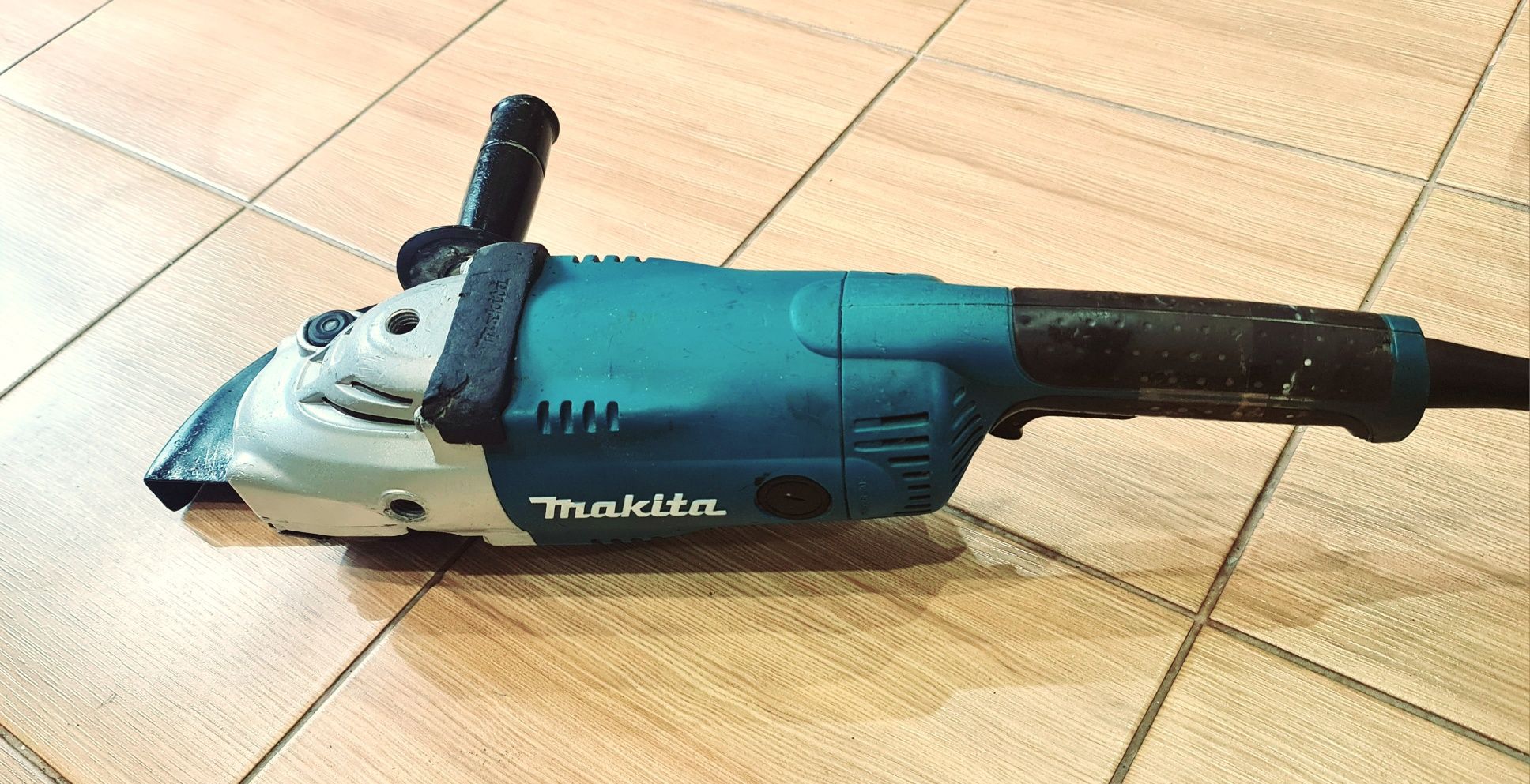 Болгарка Makita ga9020s 2.2 кВт [плавний пуск]