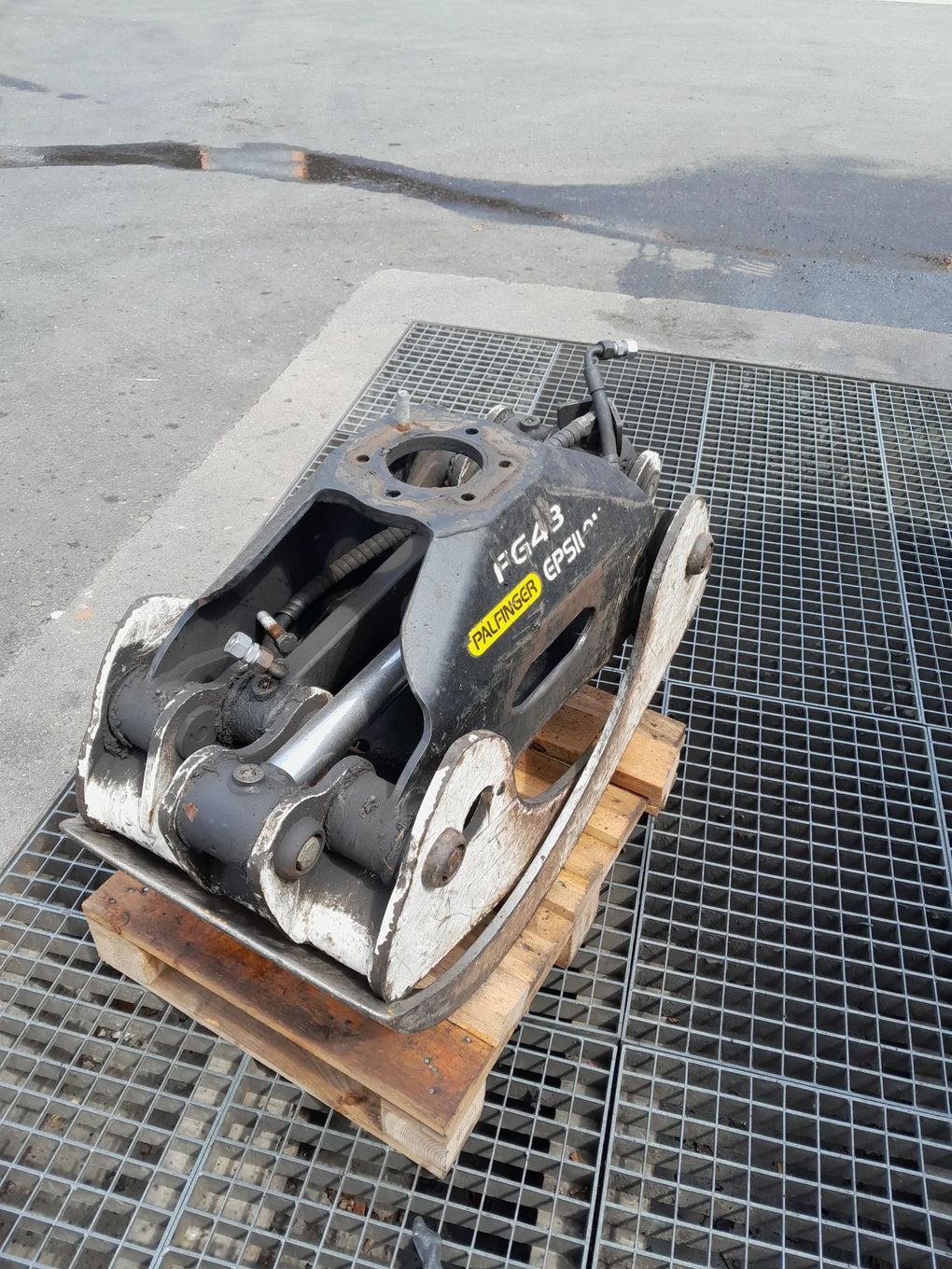 MAN Dzwig HDS Manipulator do drewna drzewa lasu dłużycy kłody złomu Palfinger Epsilon Loglift Penz Kesla Jonsered  Epsilon M120Z96 chwytak rotator podwójny teleskop