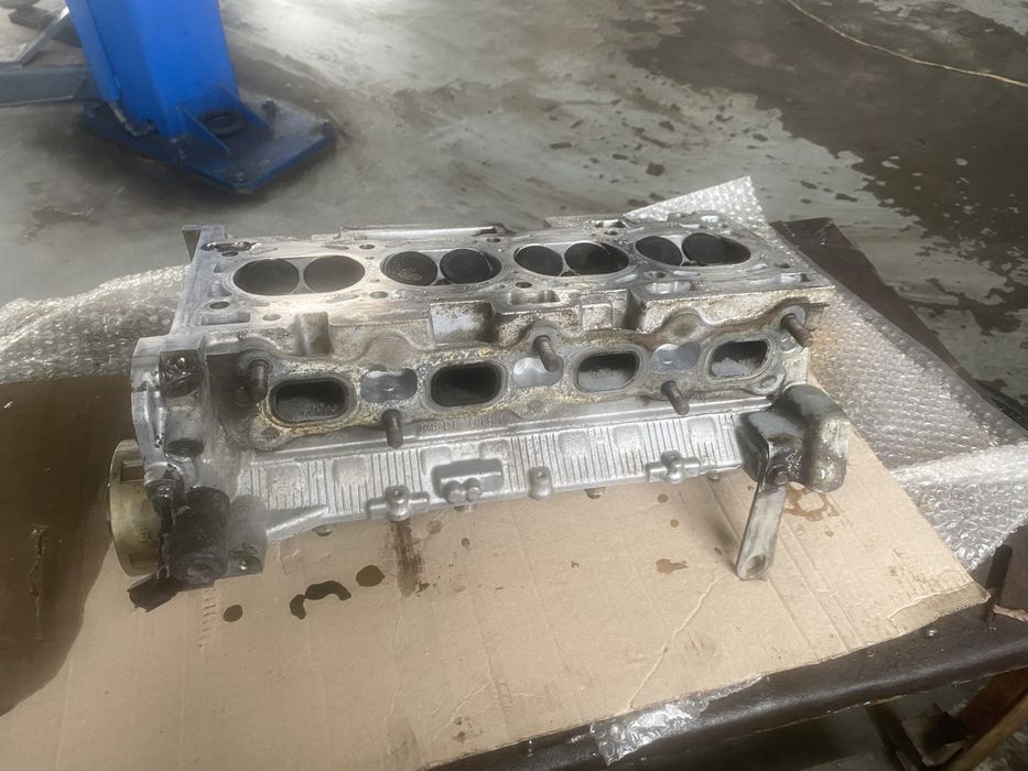 Головка  на Mitsubishi lancer X 2.0 бензин