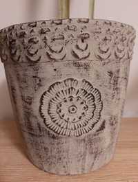 Osłonka ceramiczna w stylu prowansalskim