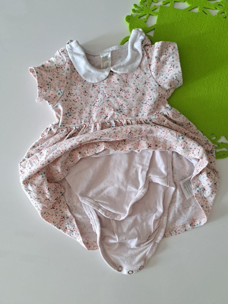 Sukienki niemowlęce