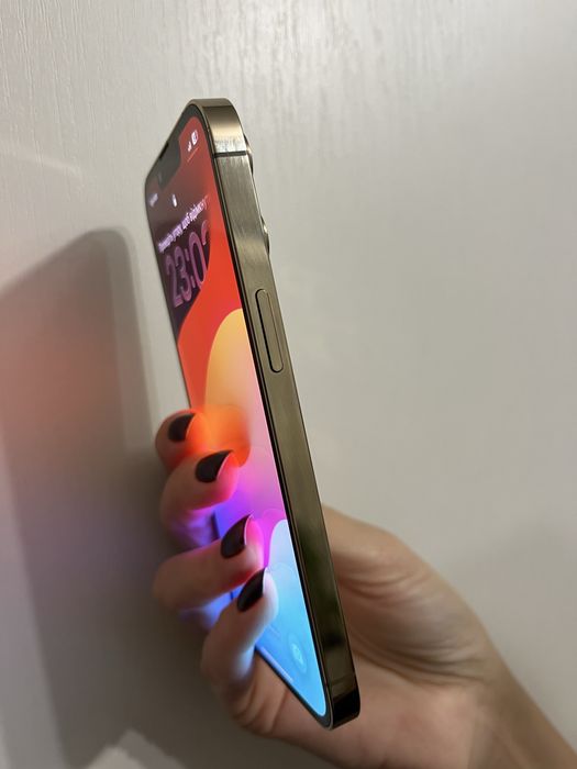 Айфон 13 про 265гб золотий стан ідеальний