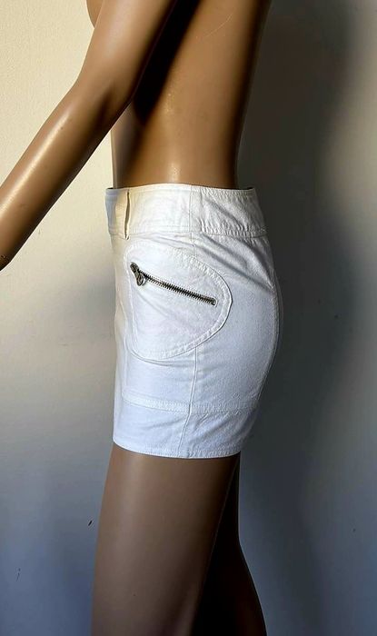 Versus Versace spódnica XS len
rozmiar:XS