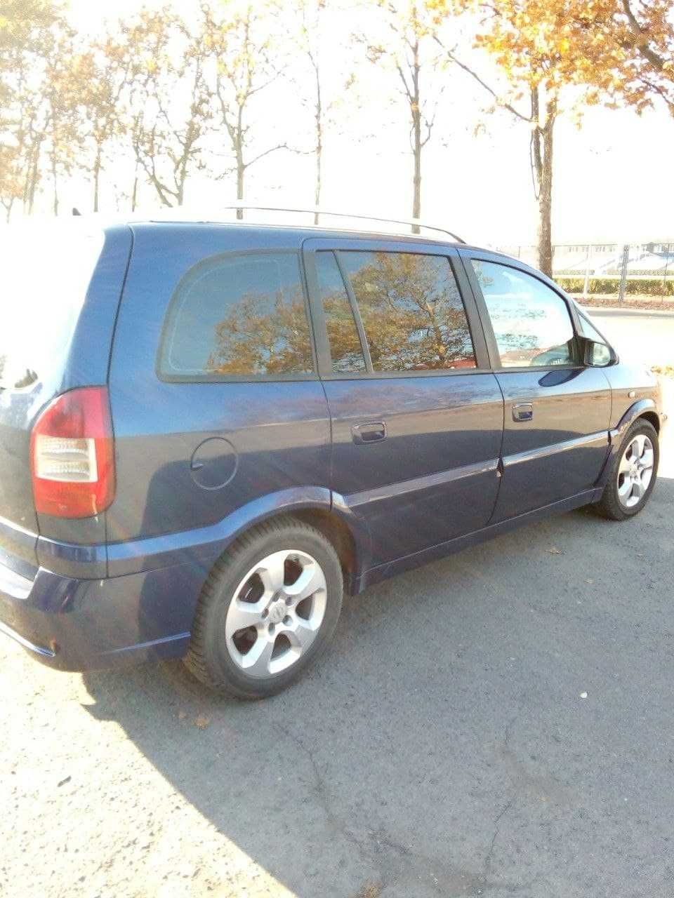 Продам опель зафира 2004. (2.0DTI)