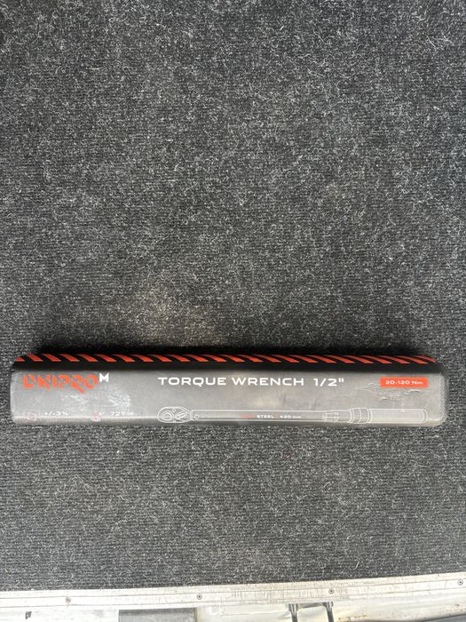 Динамометричний ключ Dnipro M 1/2 20-120NM