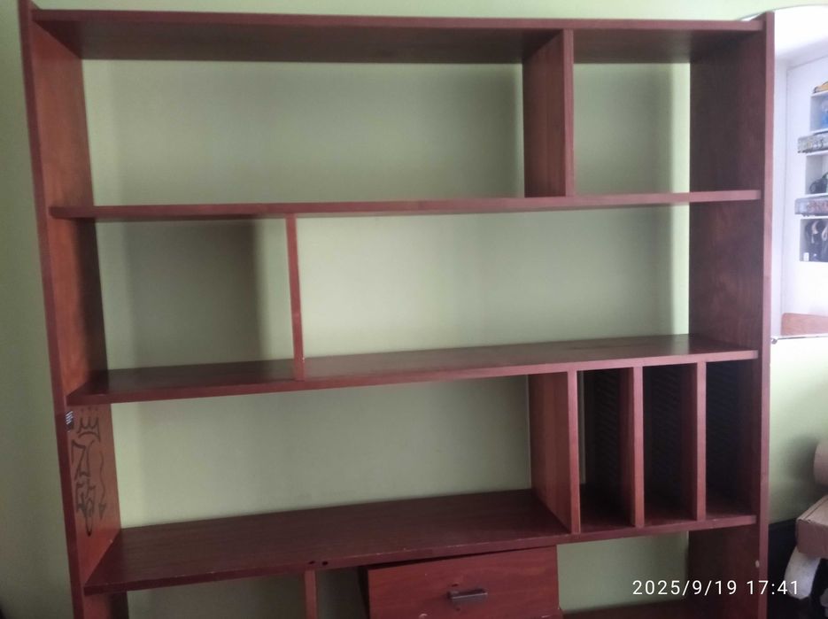 Cama solteiro + estante