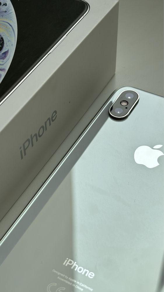 iPhone XS Max Silver 64gb