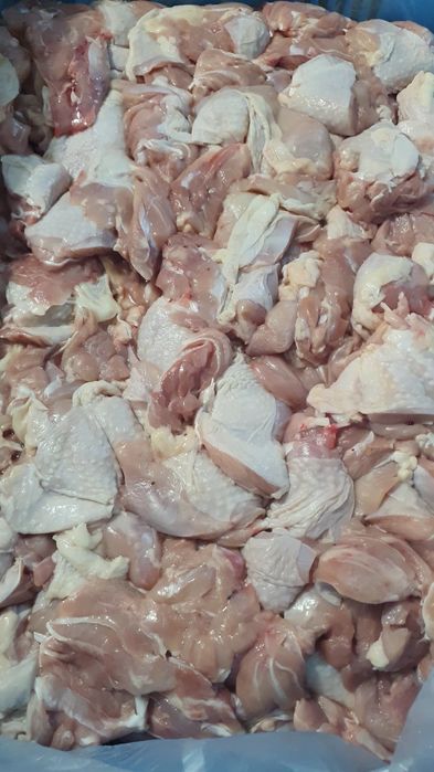 Гуляш курячий. Мясо ніжки.