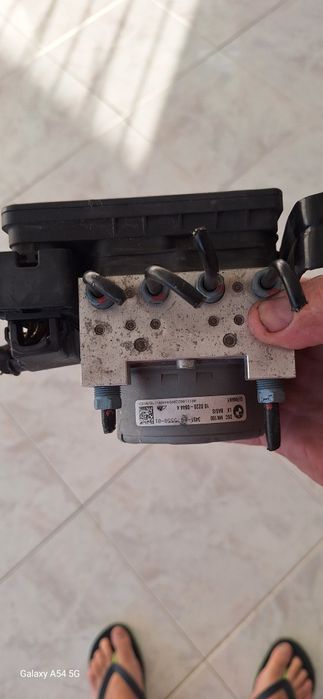bomba abs trava o carro bmw 120d 320 420 f30 f21 f31 f34 f36 118