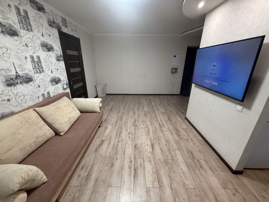 Телефонуйте домовимось !Здам 2 кім центр міста Пушкіна Парк 12000