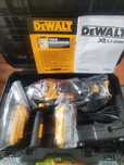 Szlifierka kątowa DCG405H2T 2x aku 5.0Ah PoweStack+ład+wal Tstak II