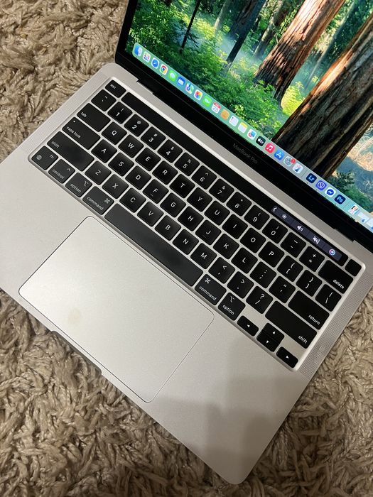 Macbook Pro M1 2020 8/256 gb