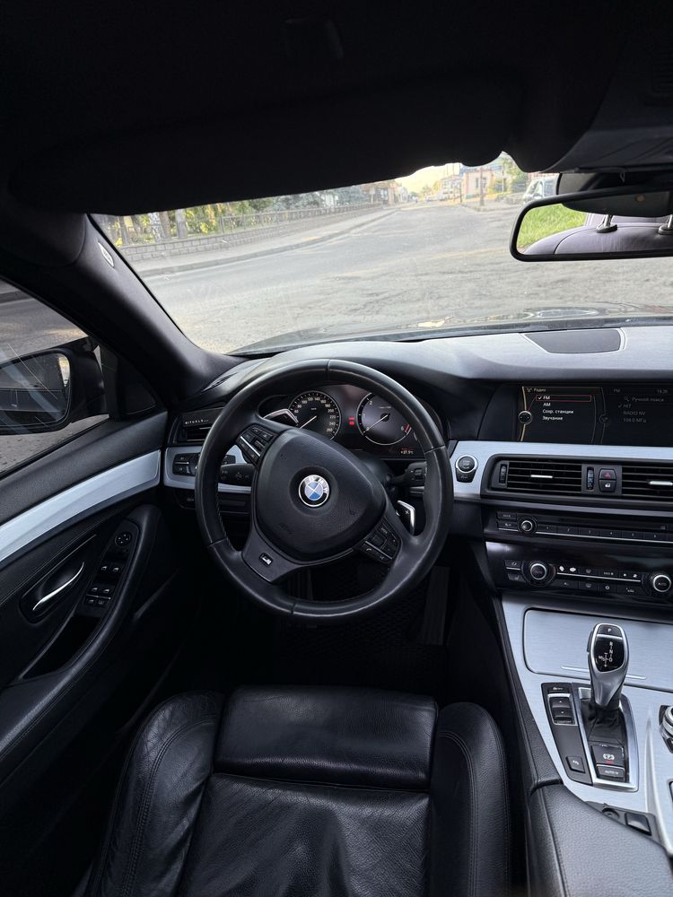 Продам БМВ F10 520d
