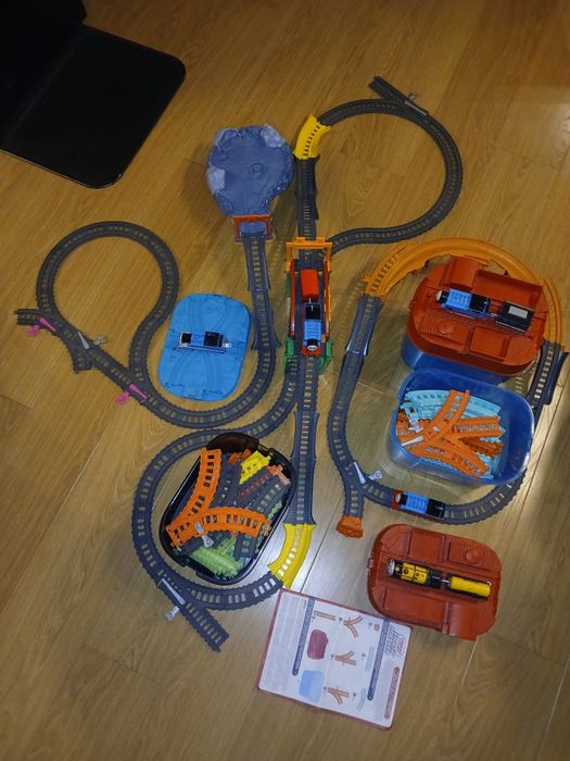 Duży Zestaw Torów i Kolejek Thomas & Friends (Tomek i Przyjaciele)