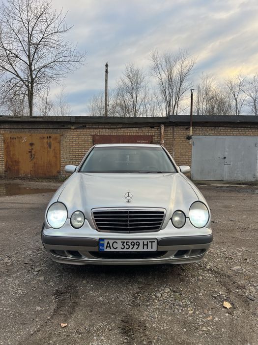 Продам Мерс W210 2.2 дизель Автомат