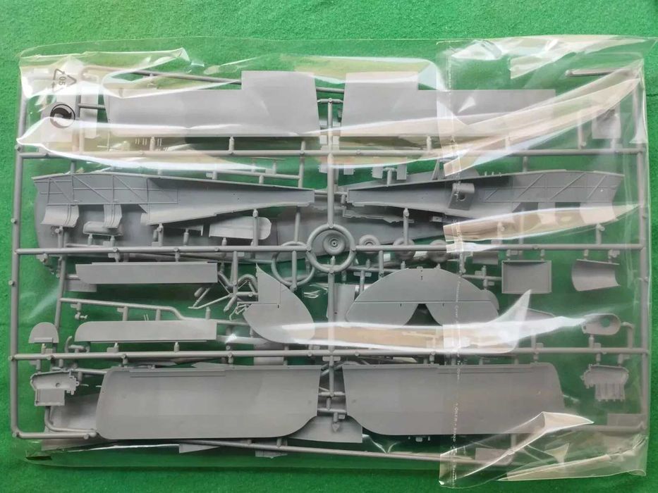 1/32 ICM 32038 de Havilland dH 82 A Tiger Moth CMK painel instrumentos