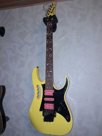 Ibanez JEM JR Stevie Vai