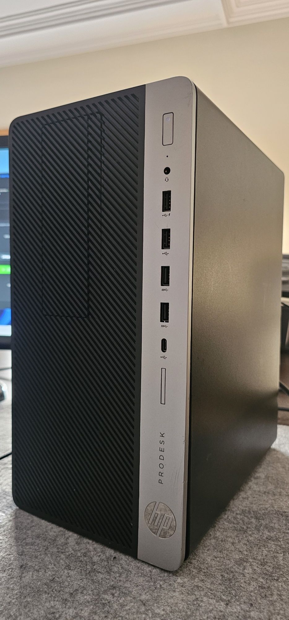 Philips 40B1U560 40" 120hz quase Novo + Pc HP ProDesk 600 G3 MT