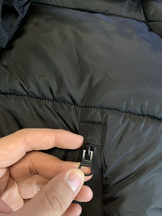 Пуховик/Жилетка - Burberry Black