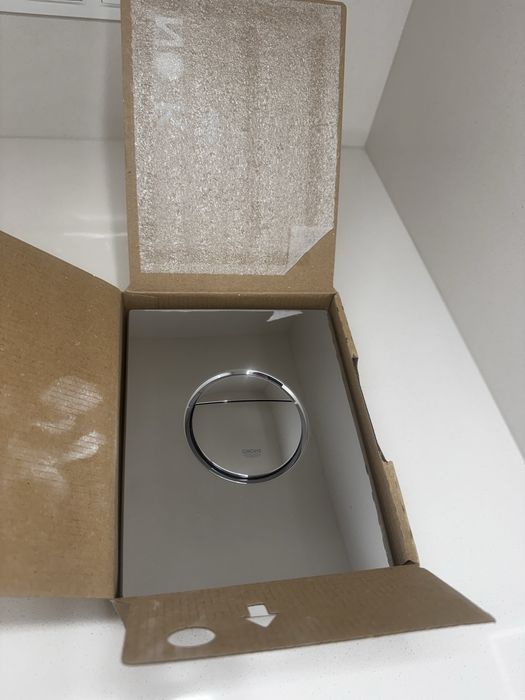 GROHE Nova Cosmopolitan przycisk spłukujący do WC, chrom