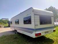 1020 Hobby 720 Prestige 9 m duza Przyczepa kempingowa