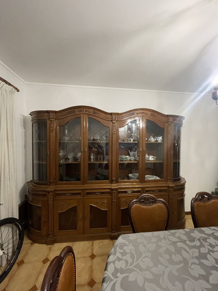 Cristaleira/Aparador