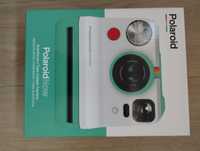 Máquina fotográfica Polaroid Now verde + Recarga