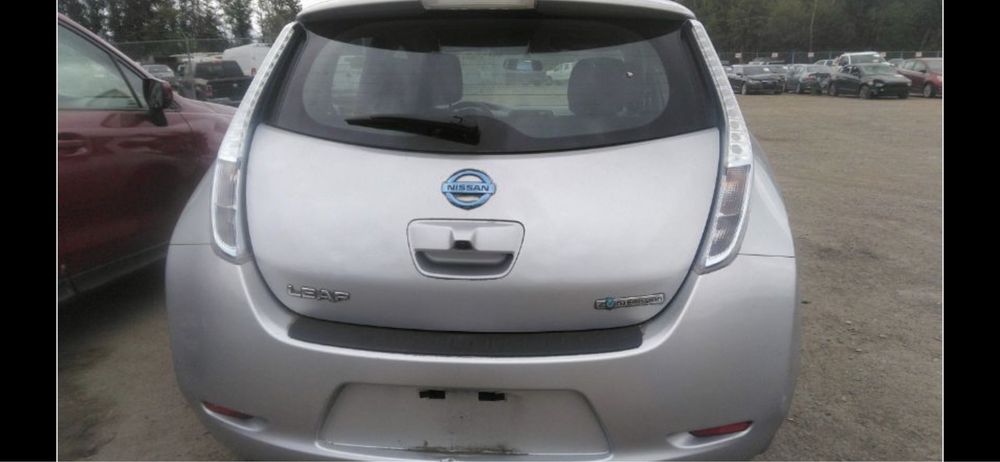 Nissan Leaf Нісан Ліф 2013,2014,2015,2016,2017