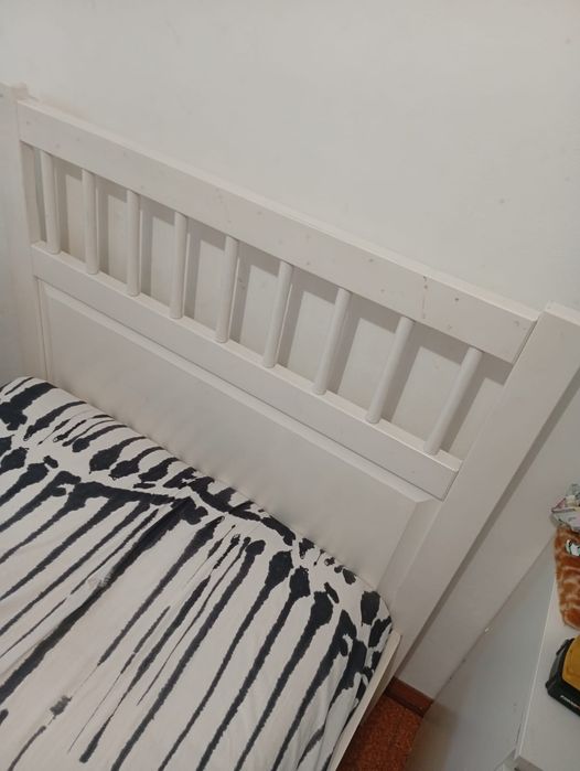 Cama solteiro com colchão