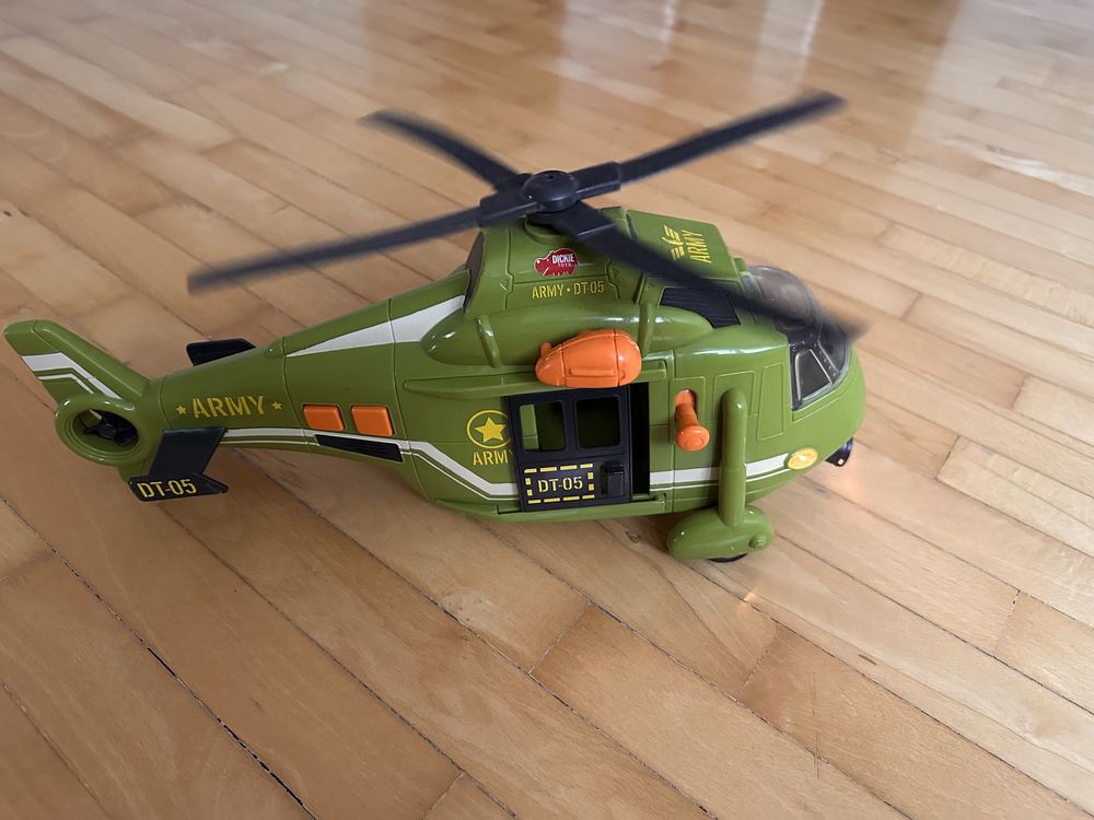 Helikopter z dźwiękiem ARMY