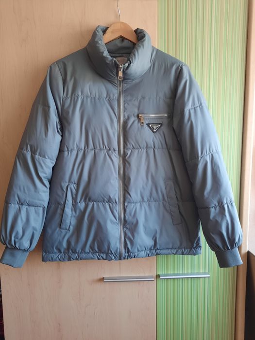 Демісезонна жіноча куртка