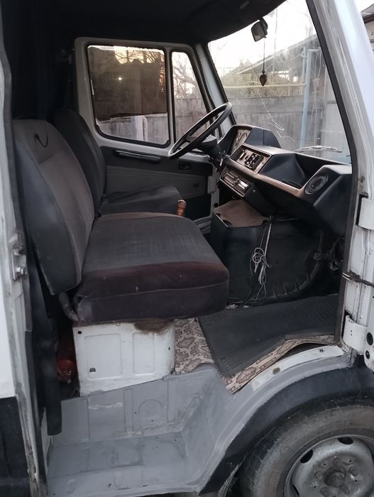 Мерседес т1 207д