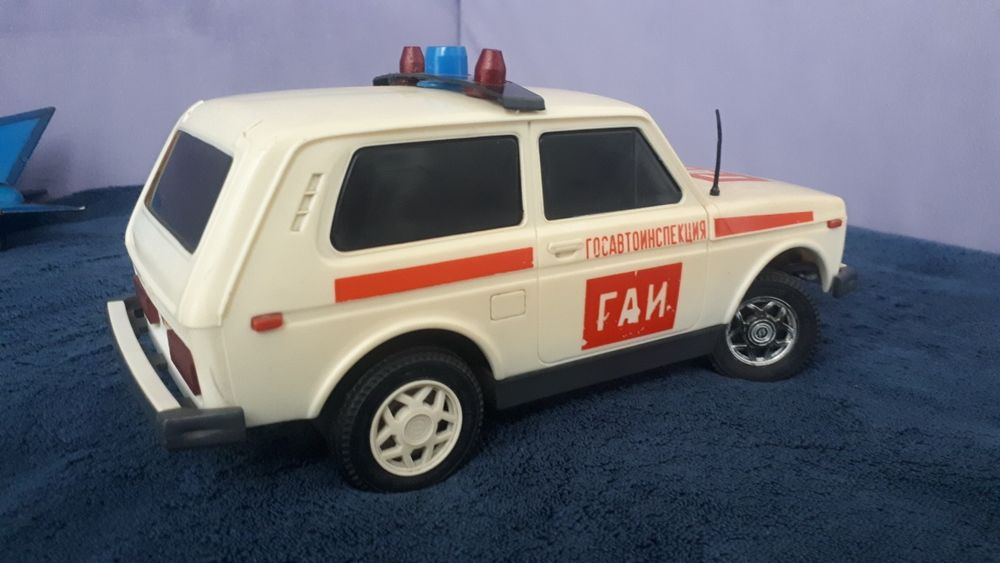 Игрушка. Машинка. Нива. Гаи. СССР