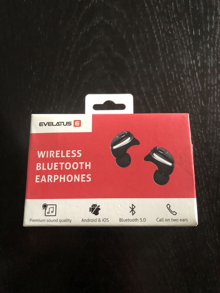 Wirless earphones evelatus