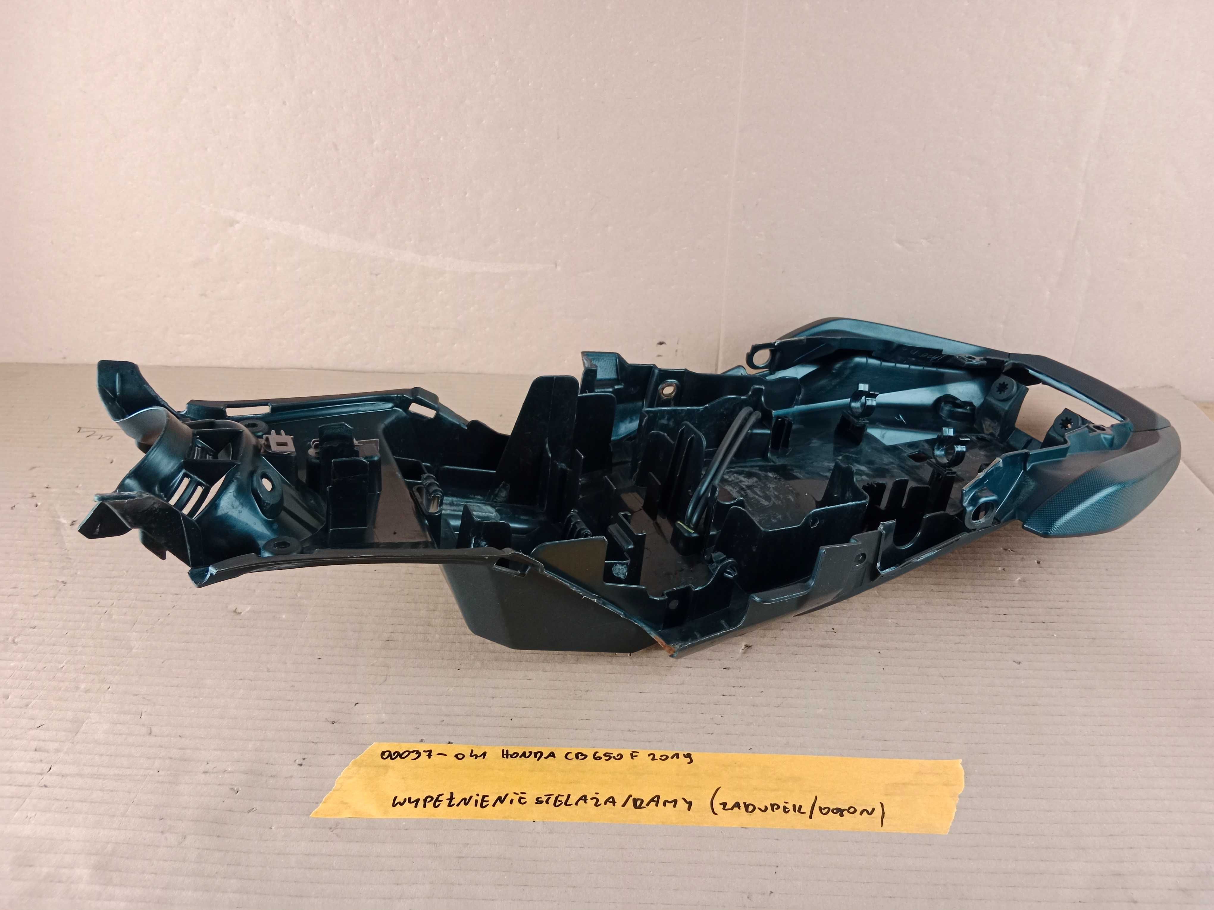 Honda CB 650 F Wypełnienie Stelaża Ramy Zadupek Ogon 2018