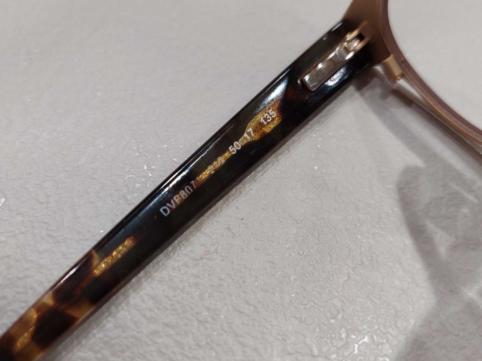 Matowe brązowe okulary DVF 8071 od Diane Von Furstenberg!