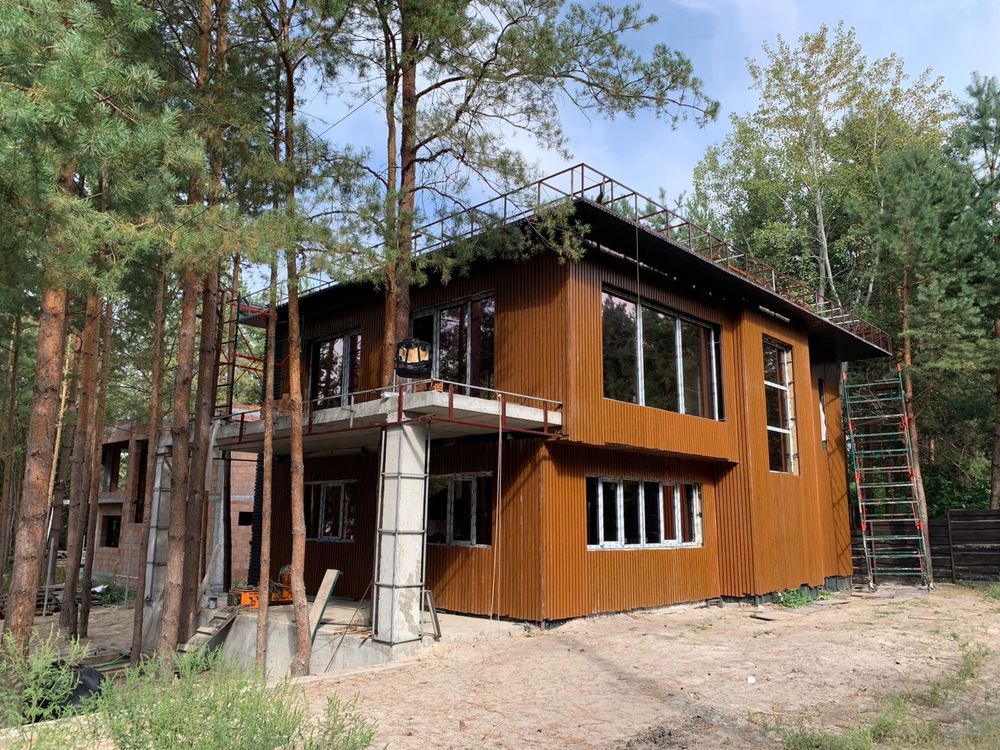 с Нове продаж коттеджу 180 квм з соснами
