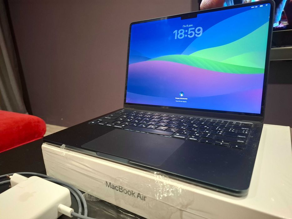 Macbook Air M2 256/16Gb