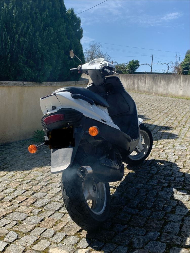 Vendo scooter em bom estado